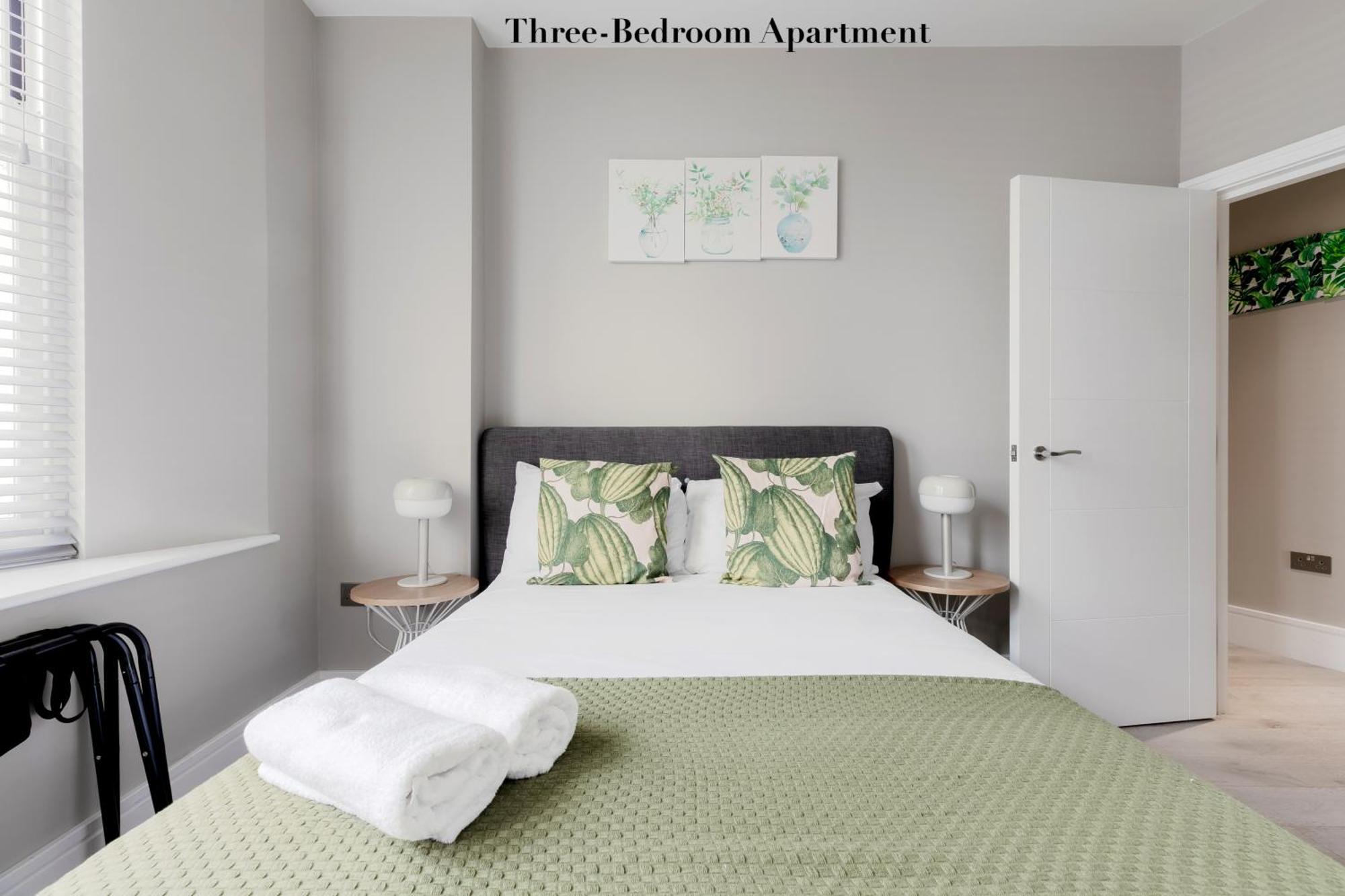 Superb Apartments Opposite Edgware Road Station 伦敦 客房 照片