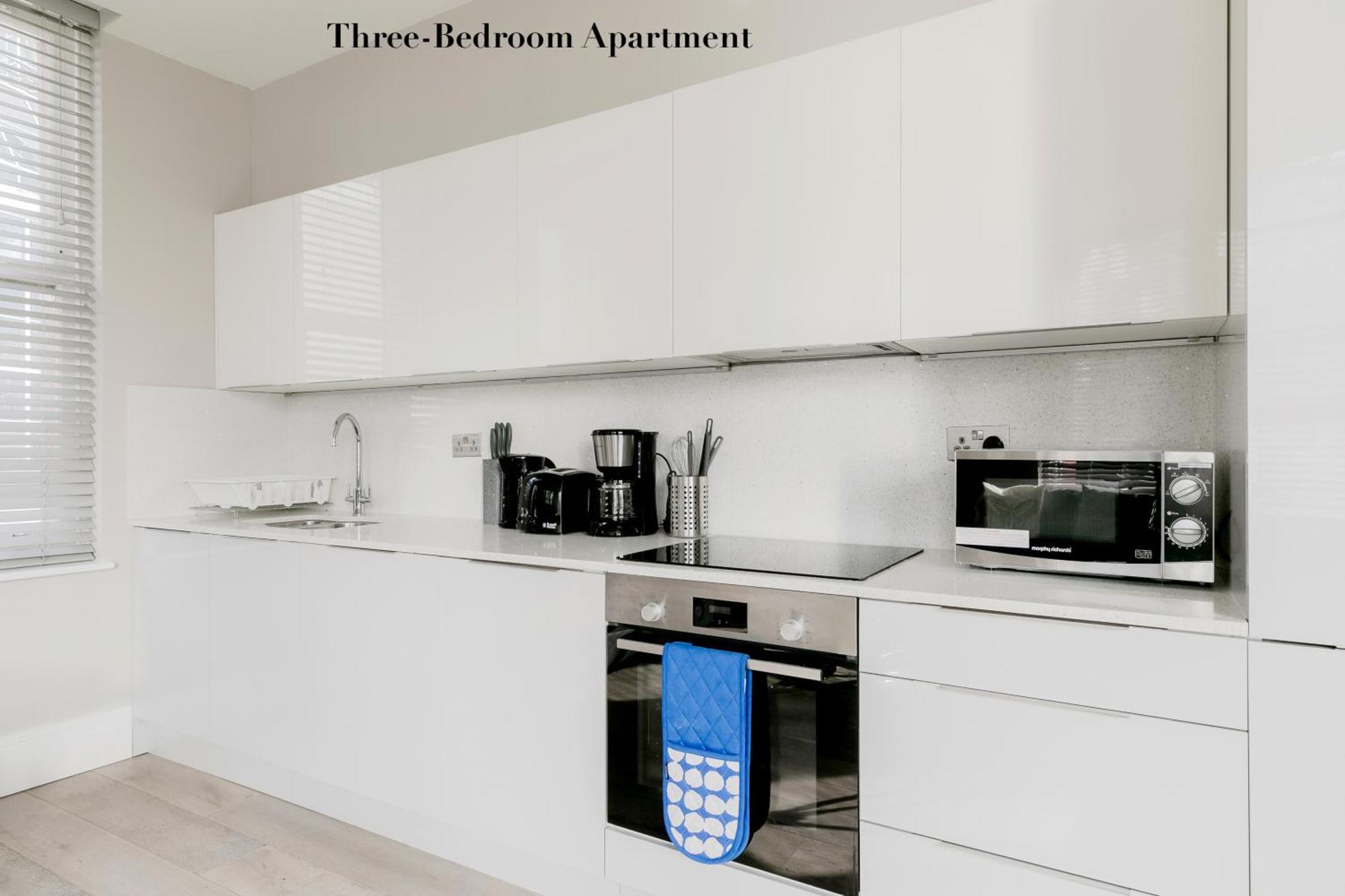 Superb Apartments Opposite Edgware Road Station 伦敦 客房 照片